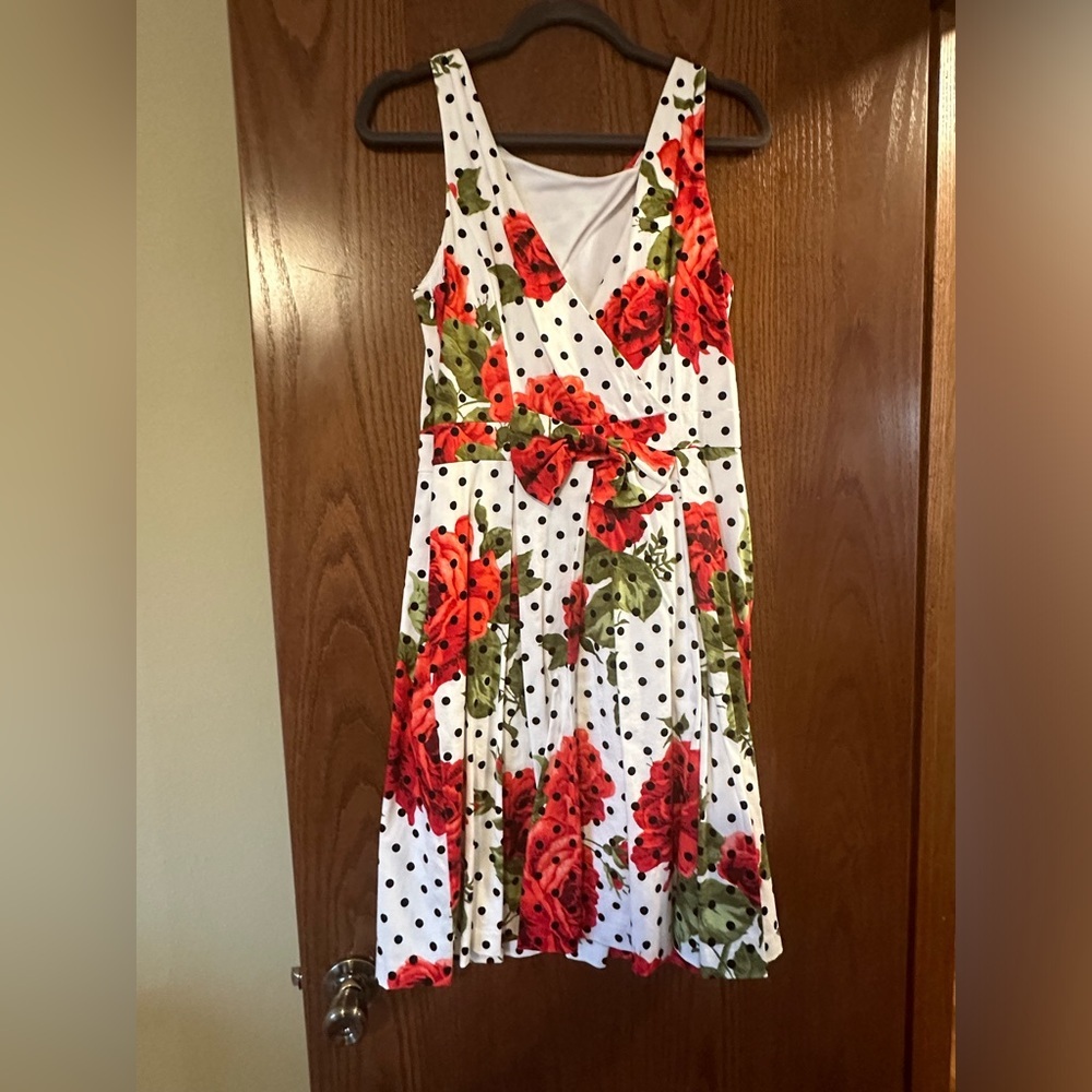 Jessica Simpson Dress - Picture 2 of 3